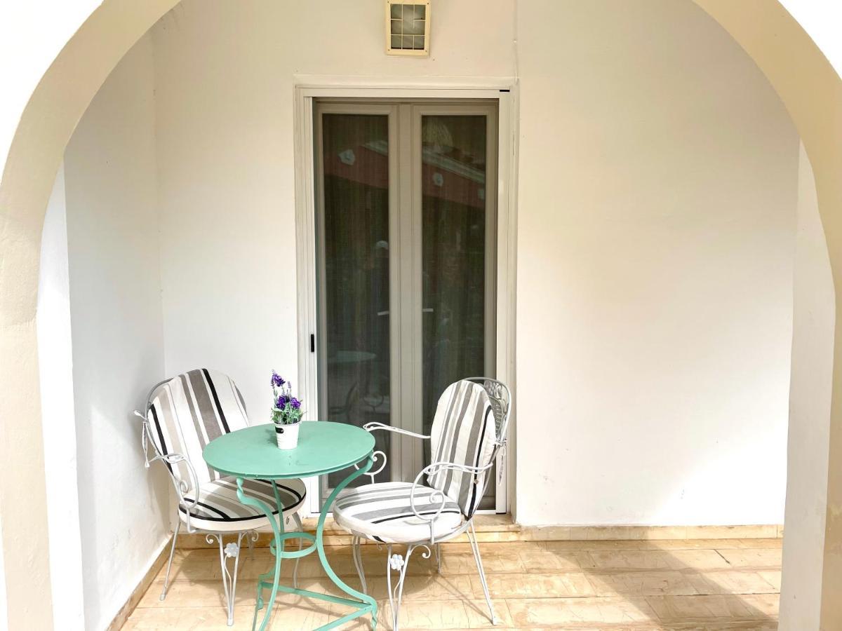 Lena Kassiopi Apartments Bagian luar foto