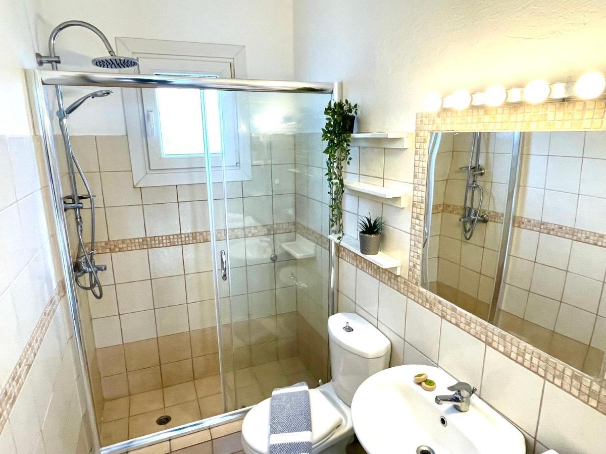 Lena Kassiopi Apartments Bagian luar foto