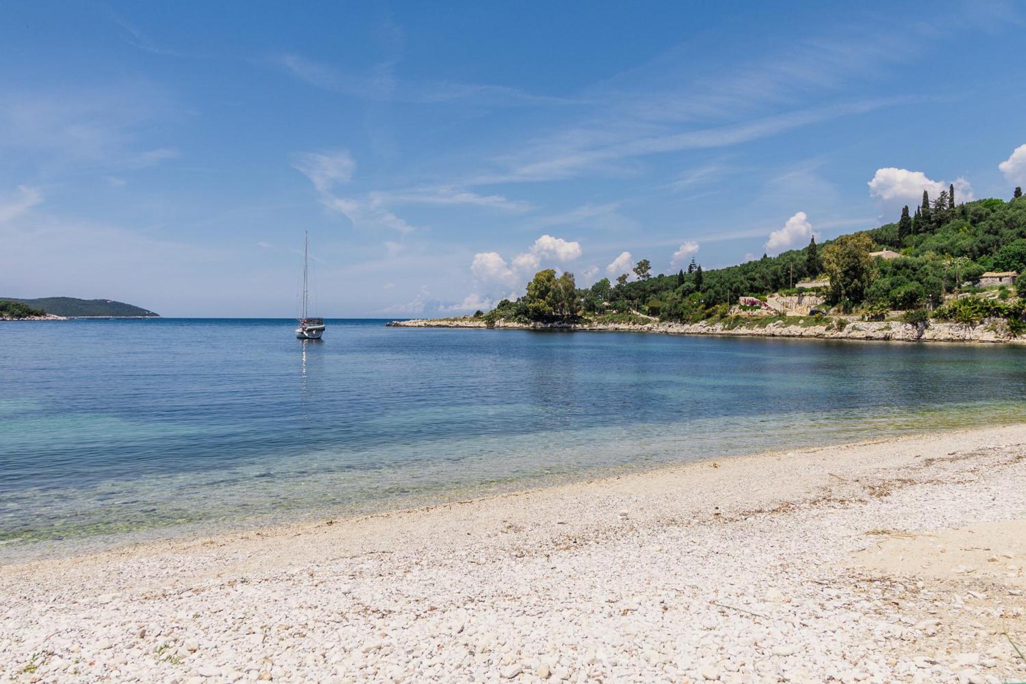 Lena Kassiopi Apartments Bagian luar foto